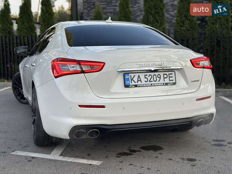 Седан Maserati Ghibli 2020 в Киеве фото 15 Седан Maserati Ghibli 2020 в Киеве