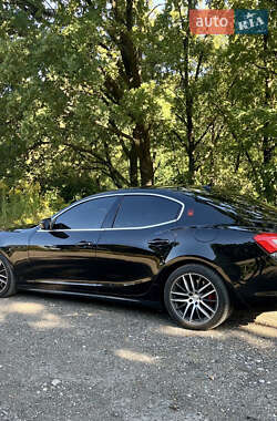 Седан Maserati Ghibli 2018 в Києві