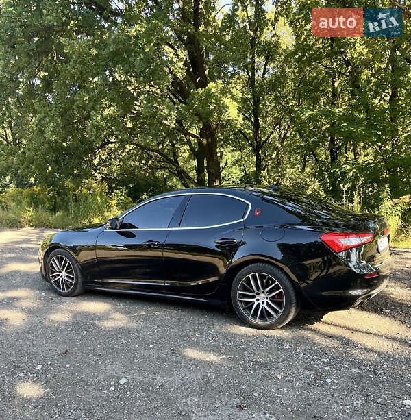 Седан Maserati Ghibli 2018 в Києві фото 23 Седан Maserati Ghibli 2018 в Києві