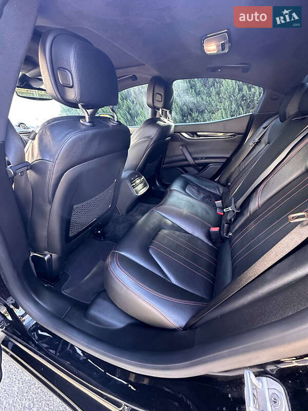 Седан Maserati Ghibli 2016 в Киеве