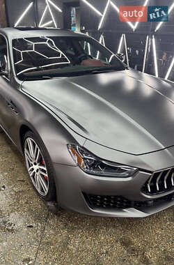 Седан Maserati Ghibli 2017 в Киеве