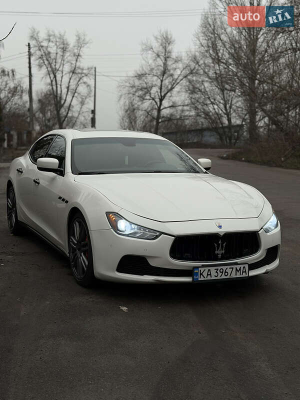 Maserati Ghibli 2015