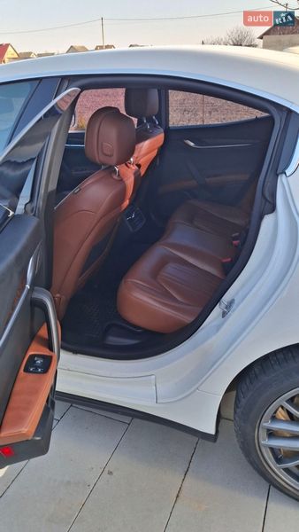 Седан Maserati Ghibli 2016 в Ивано-Франковске