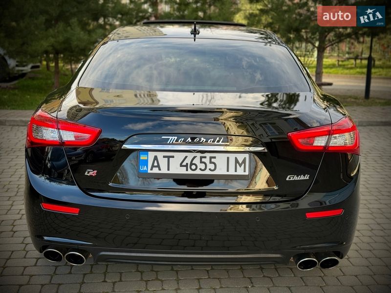 Седан Maserati Ghibli 2014 в Івано-Франківську