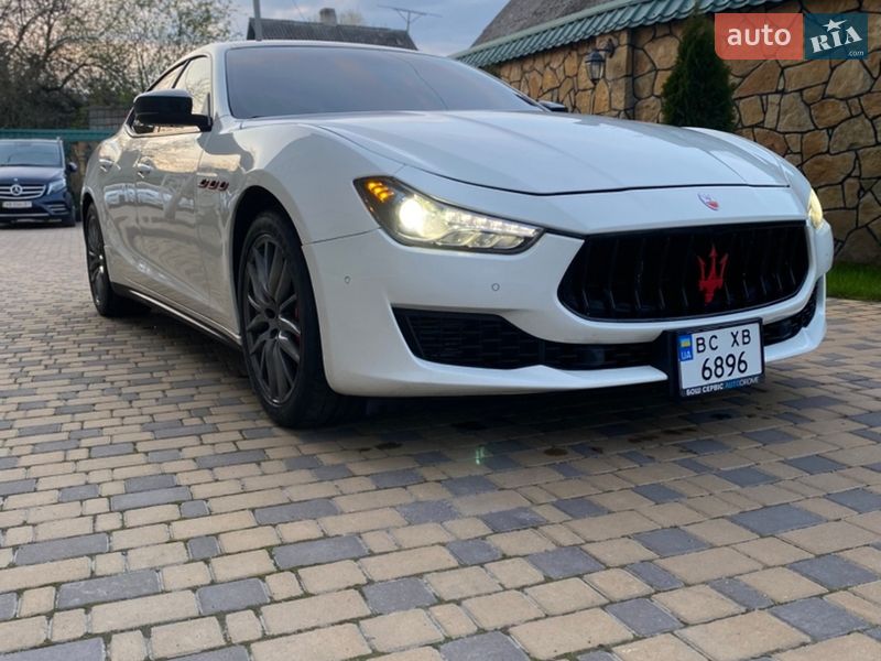 Седан Maserati Ghibli 2016 в Могилів-Подільському