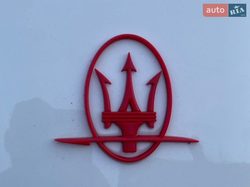 Седан Maserati Ghibli 2016 в Могилів-Подільському