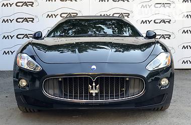 Кабріолет Maserati GranCabrio 2010 в Києві