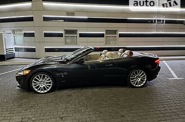 Кабриолет Maserati GranCabrio 2010 в Киеве