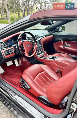 Купе Maserati GranCabrio 2010 в 