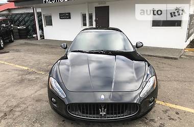 Купе Maserati GranTurismo 2012 в Киеве