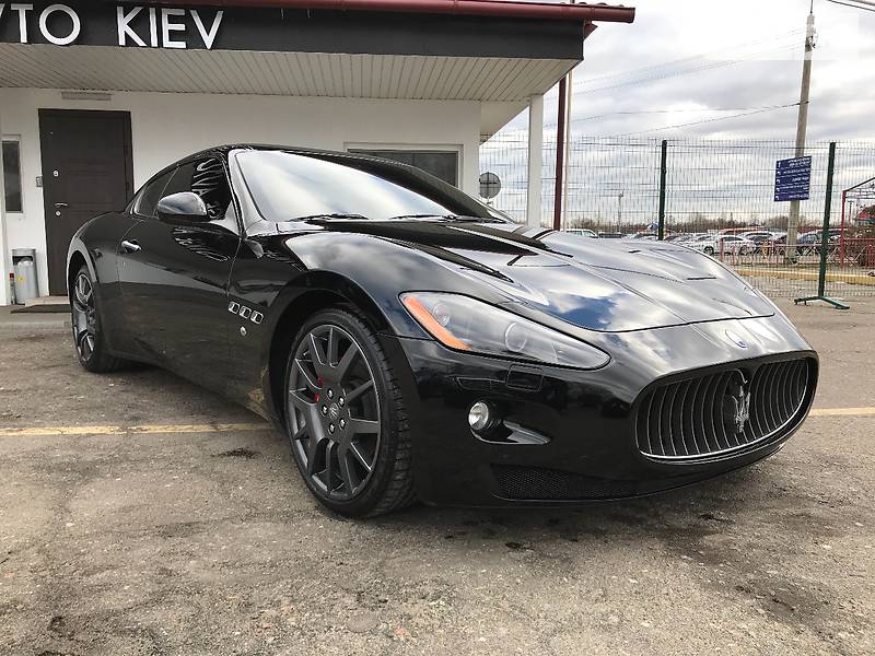 Купе Maserati GranTurismo 2012 в Киеве