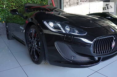Купе Maserati GranTurismo 2014 в Києві
