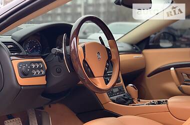 Купе Maserati GranTurismo 2014 в Киеве