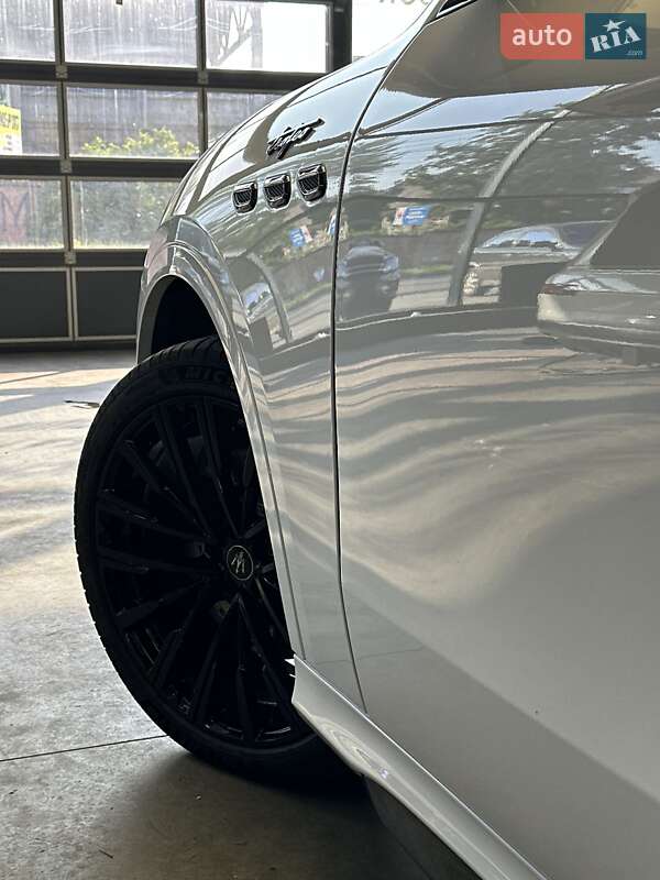 Позашляховик / Кросовер Maserati Grecale 2022 в Києві фото 7 Позашляховик / Кросовер Maserati Grecale 2022 в Києві