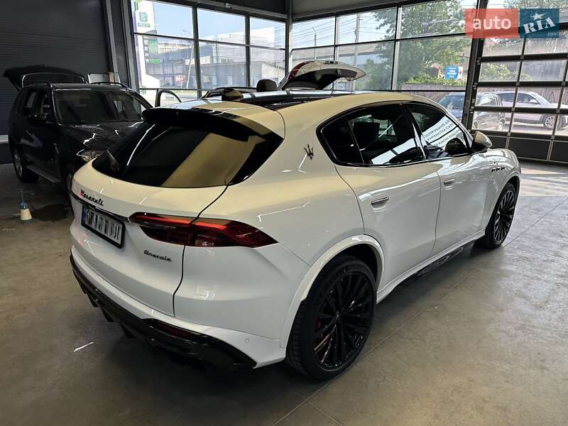 Позашляховик / Кросовер Maserati Grecale 2022 в Києві фото 42 Позашляховик / Кросовер Maserati Grecale 2022 в Києві