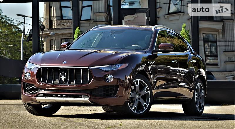 Внедорожник / Кроссовер Maserati Levante 2016 в Киеве