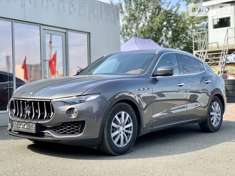 Внедорожник / Кроссовер Maserati Levante 2016 в 