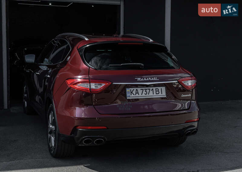 Позашляховик / Кросовер Maserati Levante 2016 в Києві