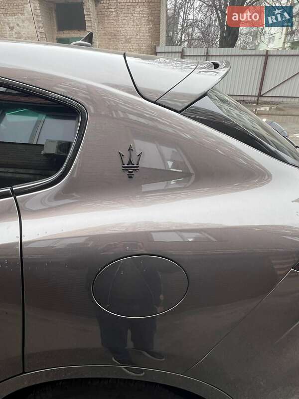 Внедорожник / Кроссовер Maserati Levante 2021 в Киеве фото 16 Внедорожник / Кроссовер Maserati Levante 2021 в Киеве