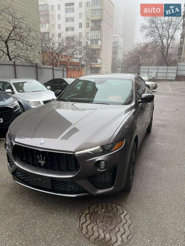 Внедорожник / Кроссовер Maserati Levante 2021 в Киеве фото 15 Внедорожник / Кроссовер Maserati Levante 2021 в Киеве