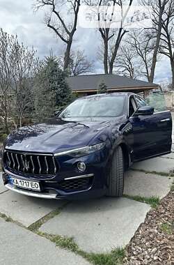 Позашляховик / Кросовер Maserati Levante 2021 в Києві