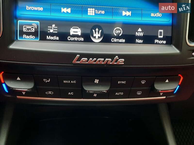 Позашляховик / Кросовер Maserati Levante 2018 в Хмельницькому