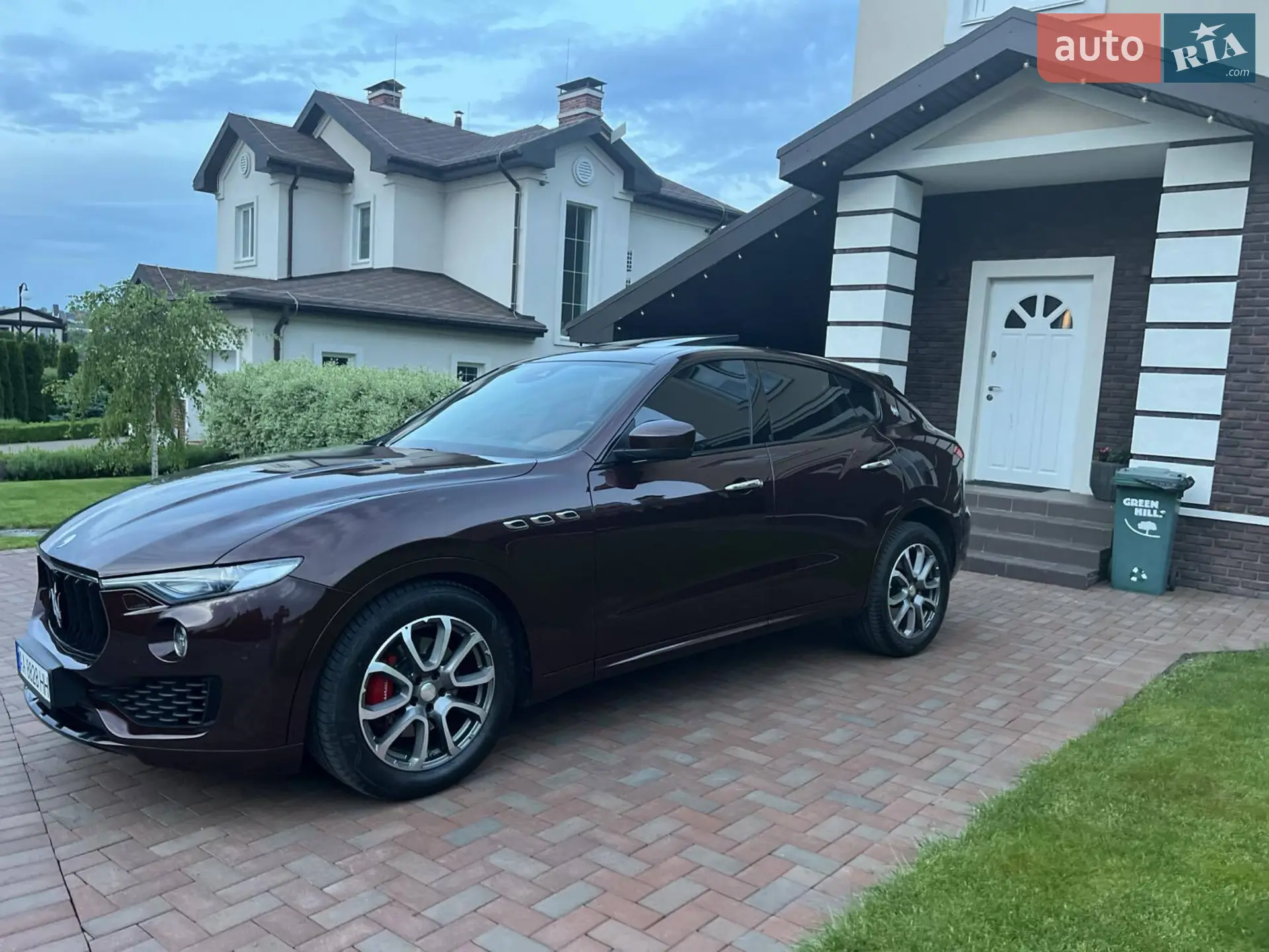 2017 Maserati Levante - мініатюра 8