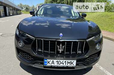 Позашляховик / Кросовер Maserati Levante 2016 в Києві