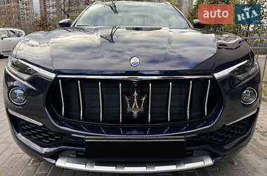 Позашляховик / Кросовер Maserati Levante 2019 в Києві