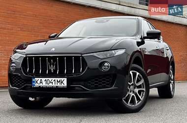 Позашляховик / Кросовер Maserati Levante 2016 в Києві