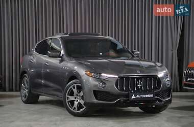 Позашляховик / Кросовер Maserati Levante 2016 в Києві