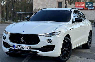 Позашляховик / Кросовер Maserati Levante 2016 в Харкові