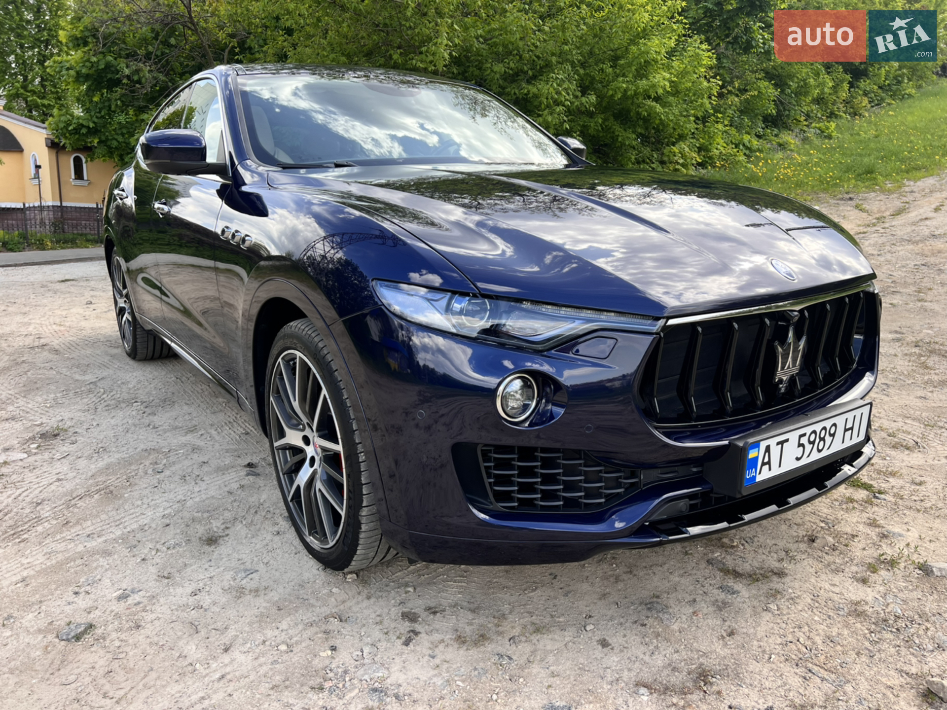 2016 Maserati Levante - мініатюра 2