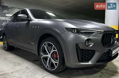 Позашляховик / Кросовер Maserati Levante 2019 в Києві