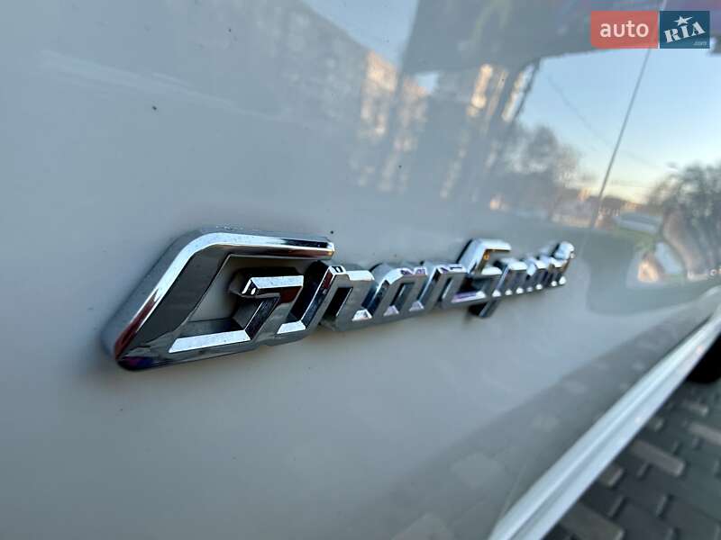 Внедорожник / Кроссовер Maserati Levante 2016 в Одессе