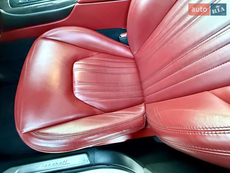 Внедорожник / Кроссовер Maserati Levante 2016 в Одессе