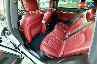 Позашляховик / Кросовер Maserati Levante 2016 в 