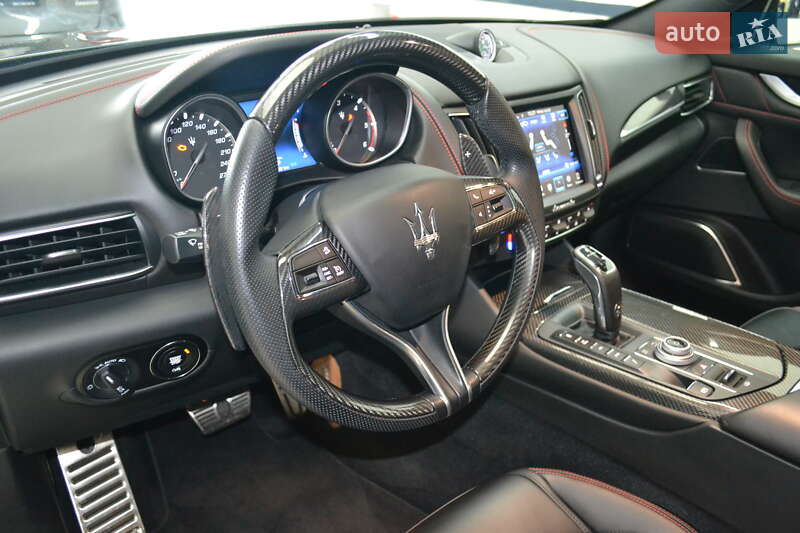 Позашляховик / Кросовер Maserati Levante 2018 в Києві фото 14 Позашляховик / Кросовер Maserati Levante 2018 в Києві