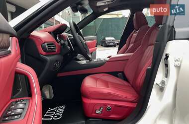 Позашляховик / Кросовер Maserati Levante 2022 в 