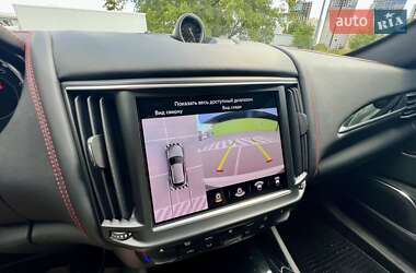 Позашляховик / Кросовер Maserati Levante 2021 в Києві