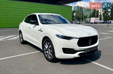Позашляховик / Кросовер Maserati Levante 2021 в Києві
