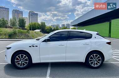 Позашляховик / Кросовер Maserati Levante 2021 в Києві