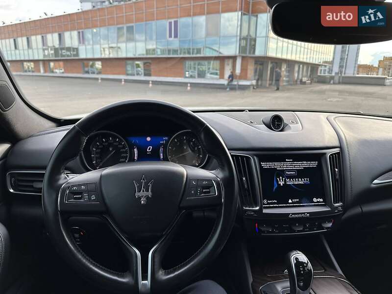Позашляховик / Кросовер Maserati Levante 2017 в Києві
