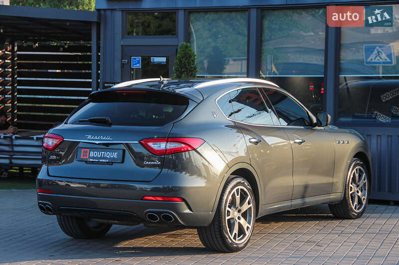 Внедорожник / Кроссовер Maserati Levante 2017 в Одессе