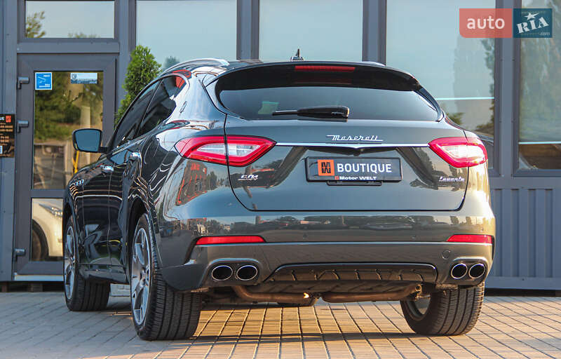 Внедорожник / Кроссовер Maserati Levante 2017 в Одессе