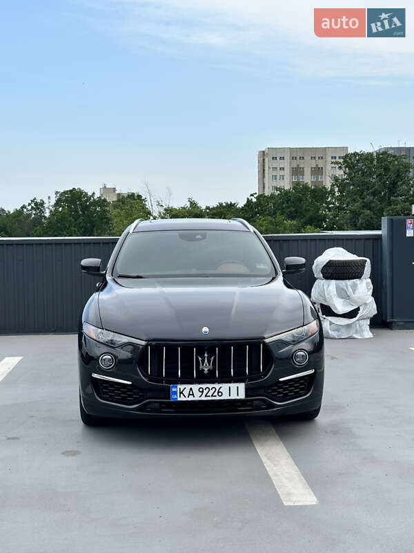 Позашляховик / Кросовер Maserati Levante 2019 в Києві