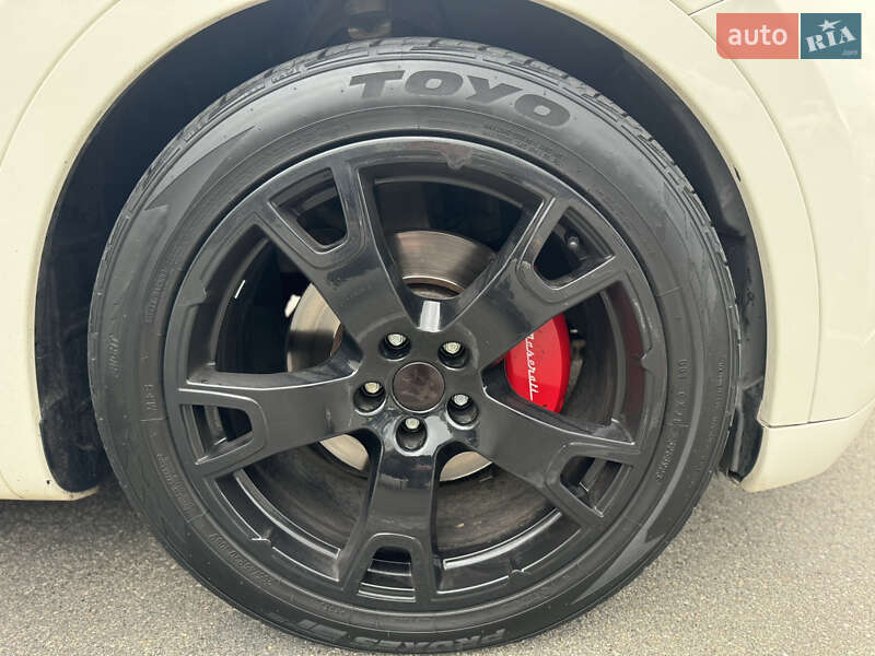 Внедорожник / Кроссовер Maserati Levante 2016 в Киеве фото 16 Внедорожник / Кроссовер Maserati Levante 2016 в Киеве