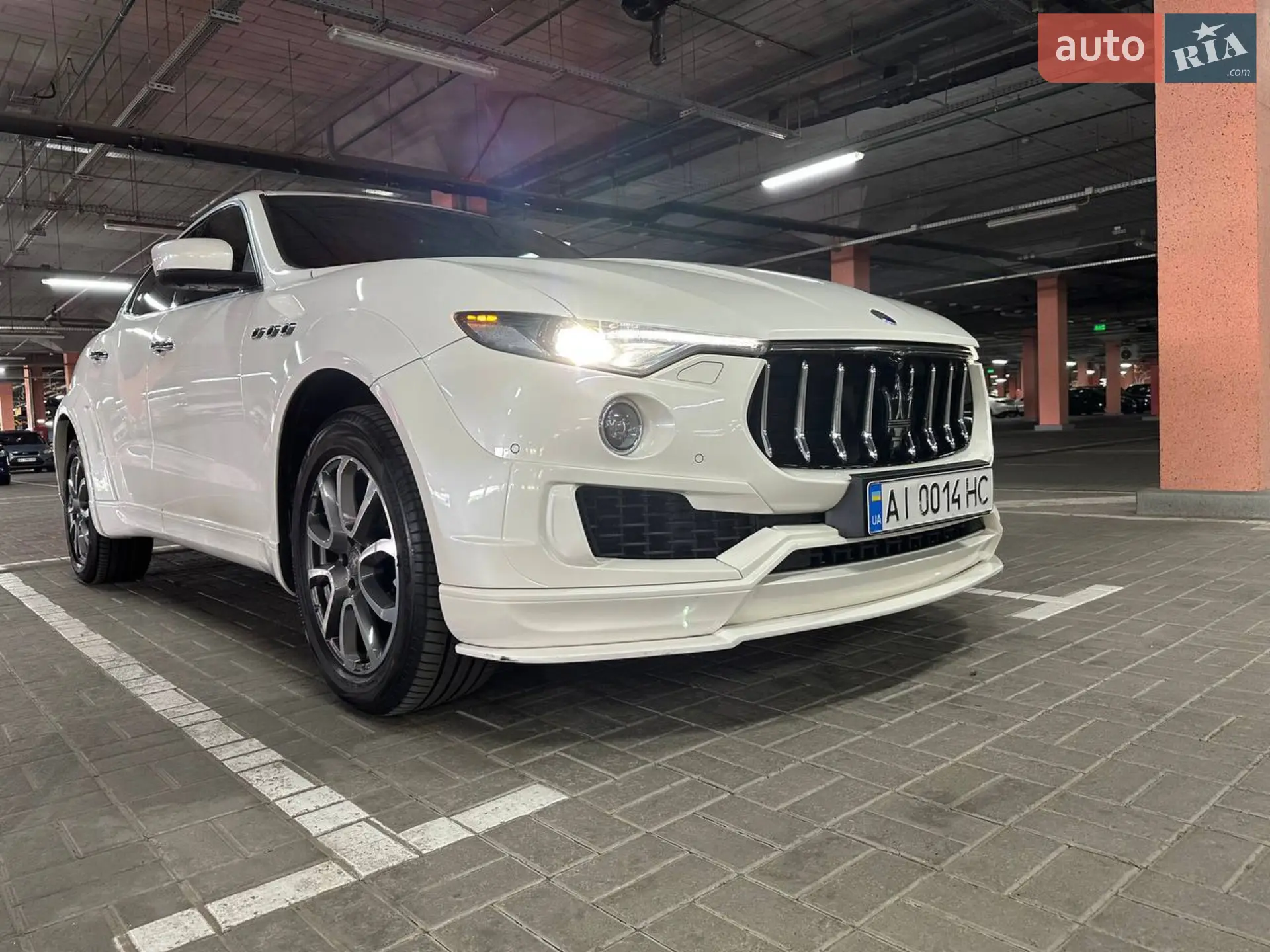2017 Maserati Levante - мініатюра 16