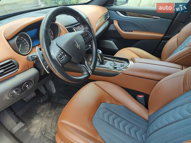 Внедорожник / Кроссовер Maserati Levante 2019 в Одессе