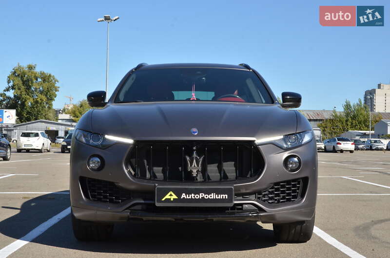 Позашляховик / Кросовер Maserati Levante 2017 в Києві
